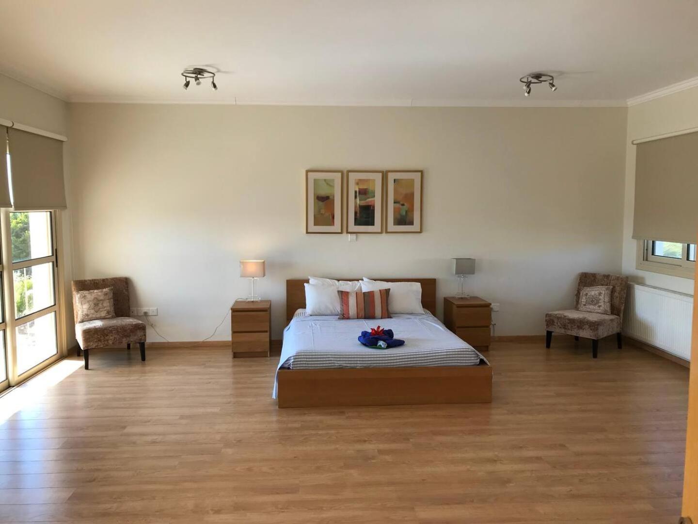 Orchard Blossom Private Villa With Pool Phrenaros Ngoại thất bức ảnh