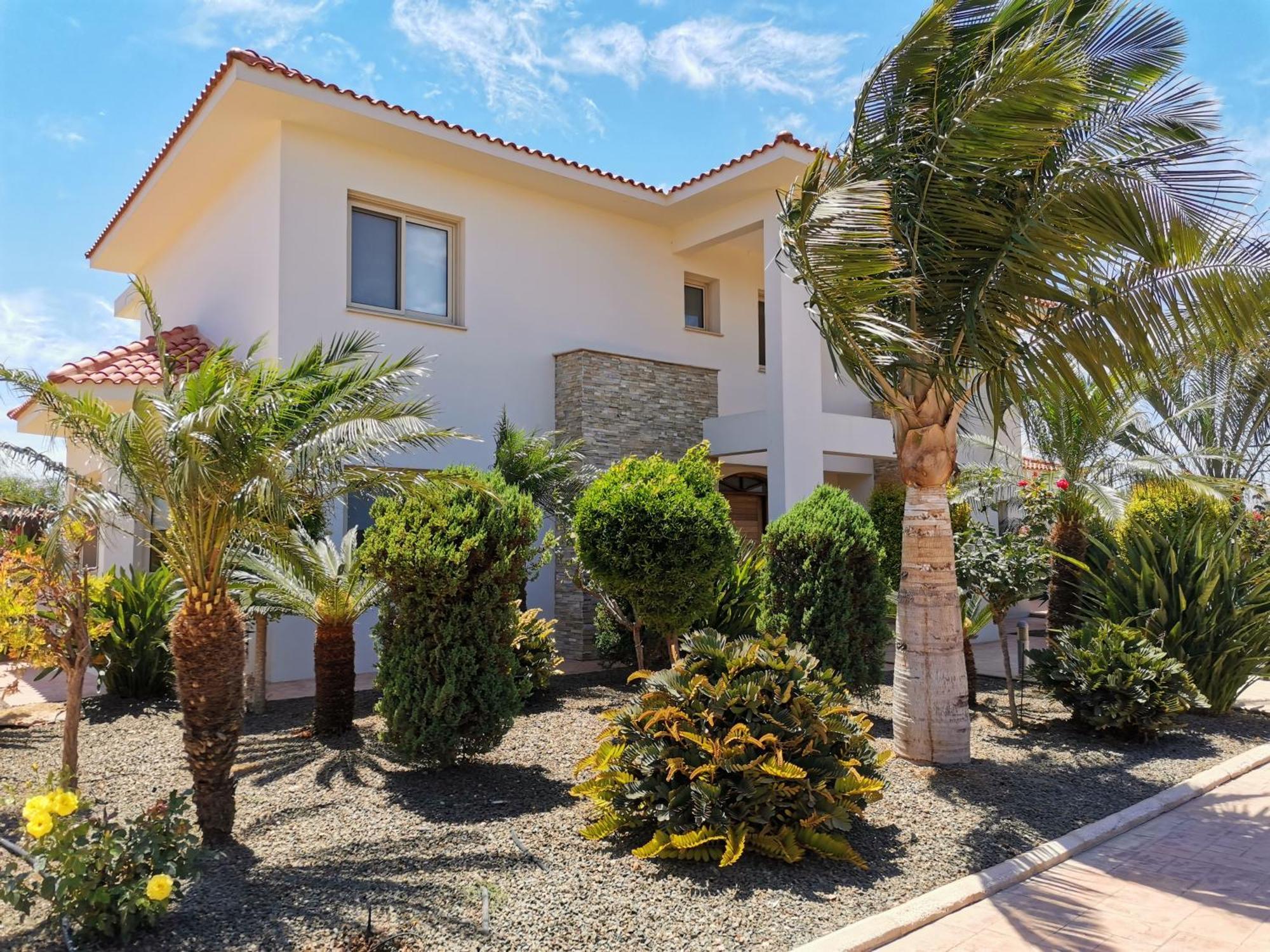 Orchard Blossom Private Villa With Pool Phrenaros Ngoại thất bức ảnh