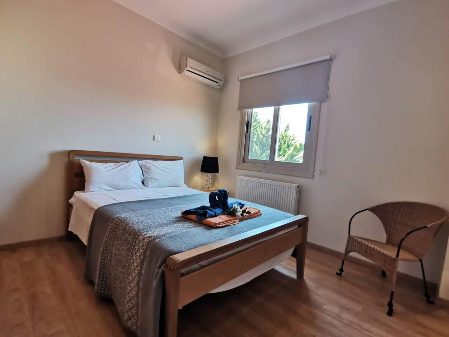 Orchard Blossom Private Villa With Pool Phrenaros Ngoại thất bức ảnh
