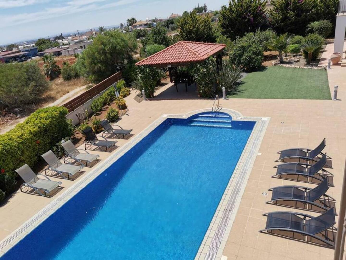 Orchard Blossom Private Villa With Pool Phrenaros Ngoại thất bức ảnh